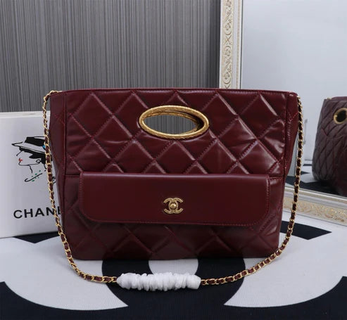 CHANEL LOOK 18 CLUTCH NEW Collection 24 Fall-Winter✨