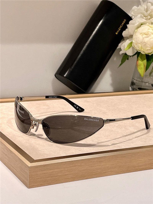 BALENCIAGA RAZOR CAT EYE BB0315 XL Black-Silver Sunglasses🏳️