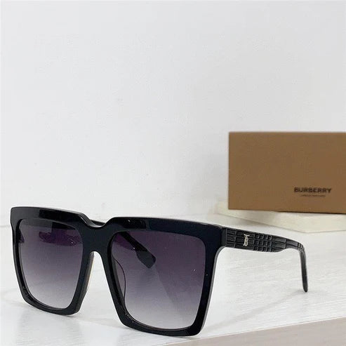 Burberry Oversize Sunglass multi color BB4482