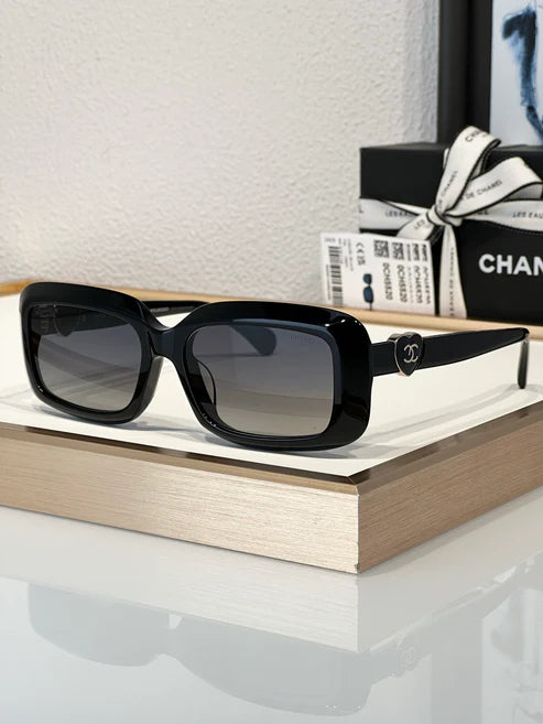 CHANEL Butterfly Rectangle 5520 C501/S4 Women's Sunglasses 🖤