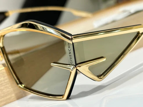 GIVENCHY GIV CUT GV40066U Cat-eye gold-tone sunglasses Size 66✨