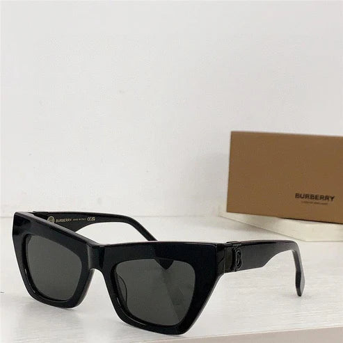 ✨BURBERRY 4405/300187 Sunglasses