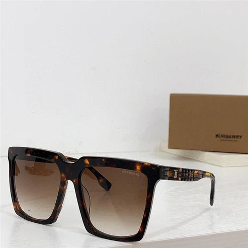 Burberry Oversize Sunglass multi color BB4482