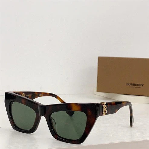 ✨BURBERRY 4405/300187 Sunglasses