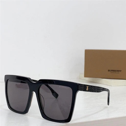 Burberry Oversize Sunglass multi color BB4482