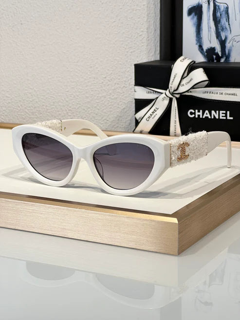 - CHANEL 5513 Cat Eye Sunglasses Acetate & Tweed Black & Gold frame 5 Colors ✨