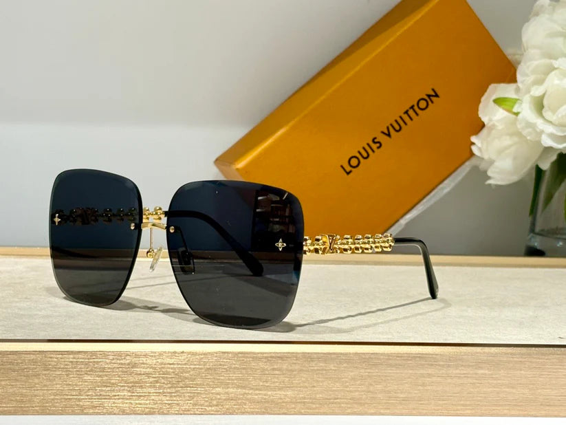 Louis Vuitton 2132U LV Bloom Square Sunglasses