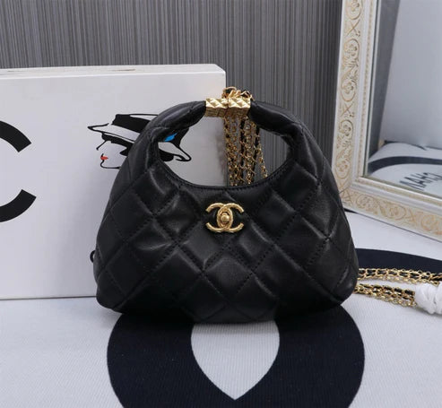 CHANEL SMALL HOBO BAG✨