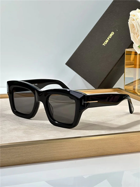 TOM FORD ILLIAS TF1554 Sunglasses