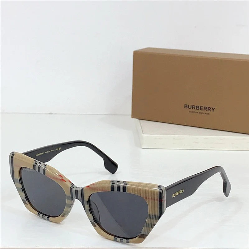 Burberry Sunglasses Women's 4299/383013