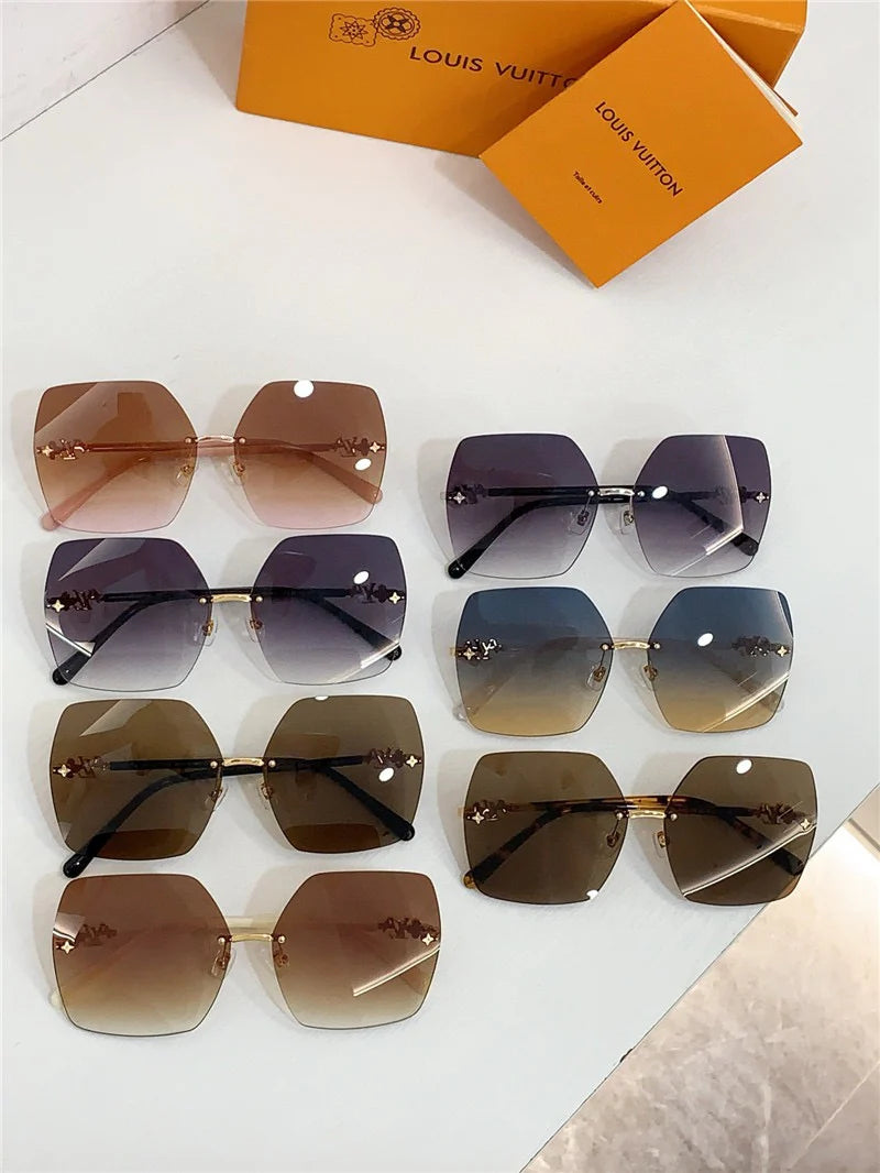 Louis Vuitton Z2460U LV Gram Square Sunglasses