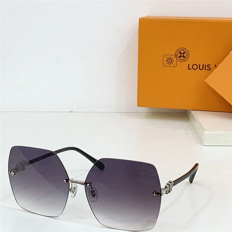 Louis Vuitton Z2460U LV Gram Square Sunglasses