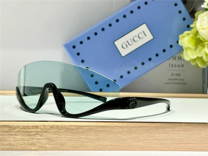 GUCCI GG1650 Gucci Eyewear Interlocking G shield-frame Sunglasses