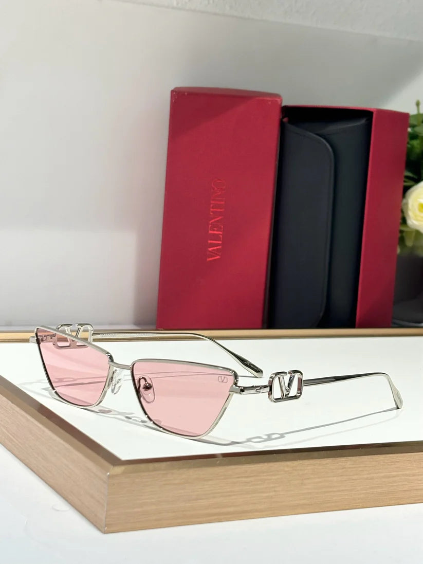 Valentino VLOGO SIGN CAT-EYE TITANIUM FRAME VLS135B Sunglasses