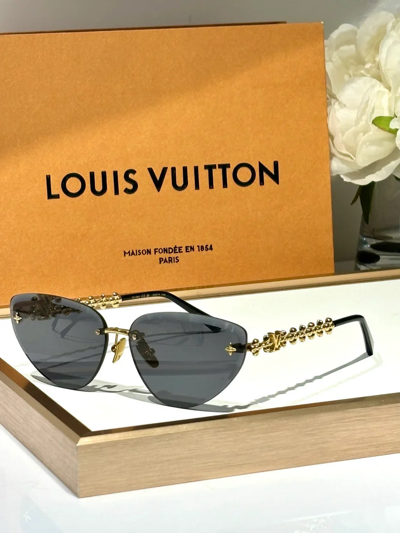 Louis Vuitton Z2138U LV Bloom Cat Eye Sunglasses