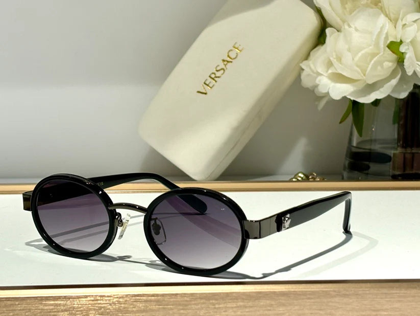 Gianni Versace X28 Vintage 90's Unisex Sunglasses