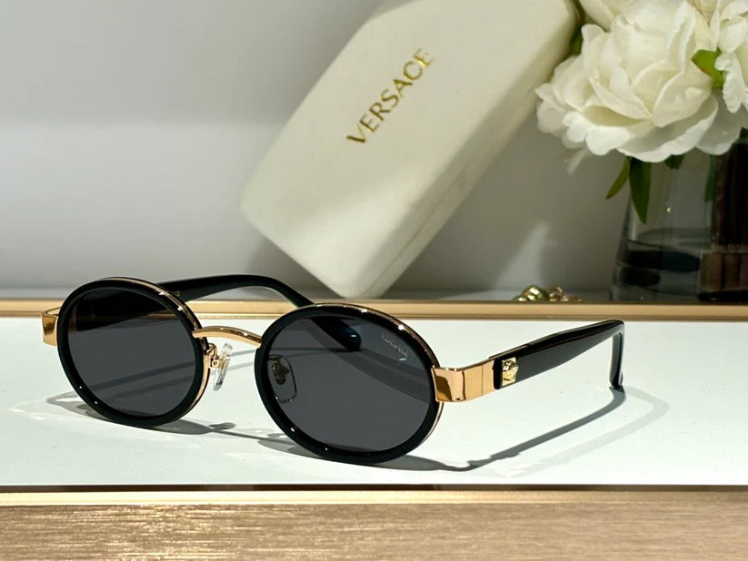 Gianni Versace X28 Vintage 90's Unisex Sunglasses