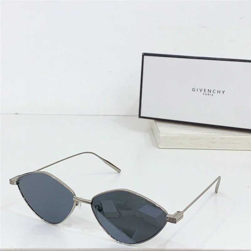 GIVENCHY GV 40040U Sunglasses