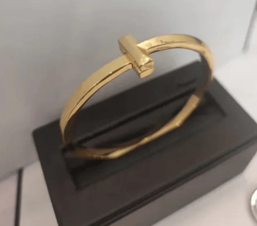 Tiffany&Co 18k gold plated Unisex Love Couple Hinged Style Bangle lock bracelets silver rose yellow gold 9 models with box fits 17cm-6.69inch