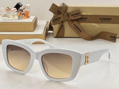 Burberry BE 6003 Women's Sunglasses✨