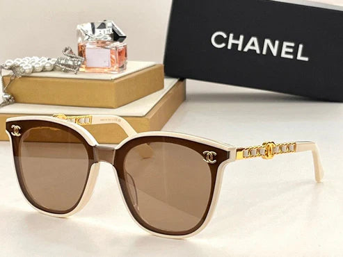 CHANEL CAH95072 Women's Sunglasses ✨