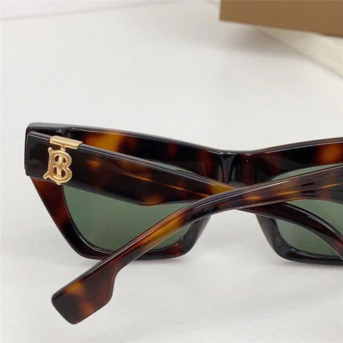 ✨BURBERRY 4405/300187 Sunglasses