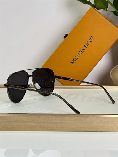 Louis Vuitton Z2543U New LV Ride Sunglasses ✨