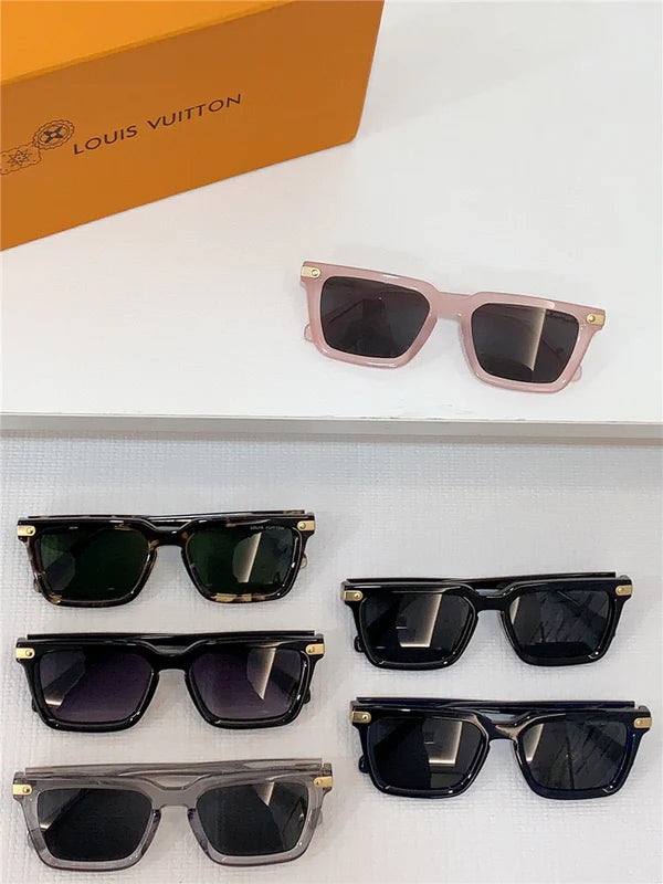 Louis Vuitton LV Signature Z1974U LV Signature Square Sunglasses✨