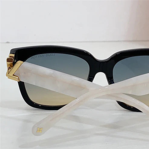 Louis Vuitton Z2120E LV-GO14 Square Sunglasses  ✨