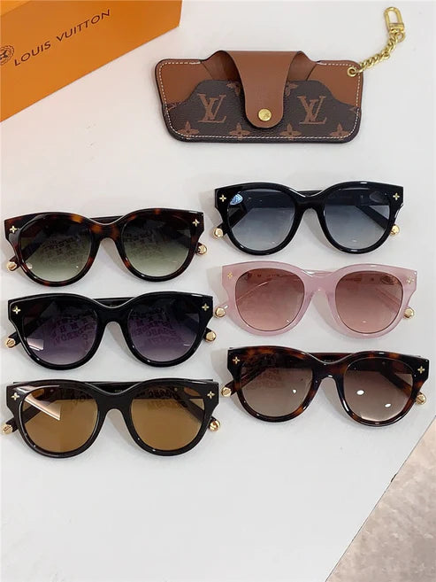 Louis Vuitton 1526W My Monogram Round Sunglasses✨