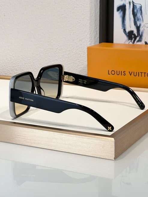 Louis Vuitton Z2095W New LV Moon Daily Square Women's Sunglasses ✨