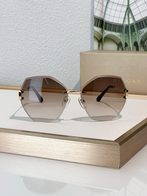 BVLGARI BV6105B Square / Oversized Sunglasses ✨