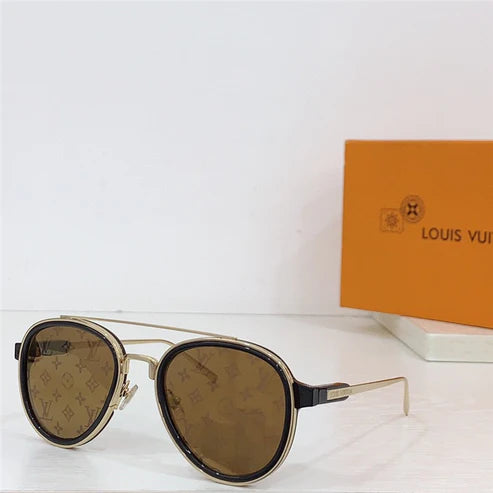 Louis Vuitton Z1494U LV PLAY Lens Checkmate Sunglasses✨