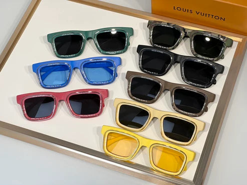 Z2442U Louis Vuitton Super Vision Square Sunglasses✨