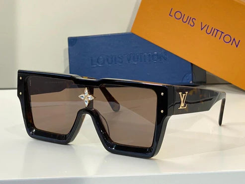 Louis Vuitton Limited Edition CYCLONE Sunglasses ✨