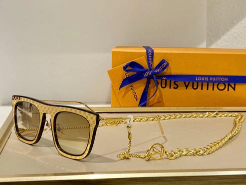 Louis Vuitton ultra rare LV1105 Chain Women's Sunglasse✨