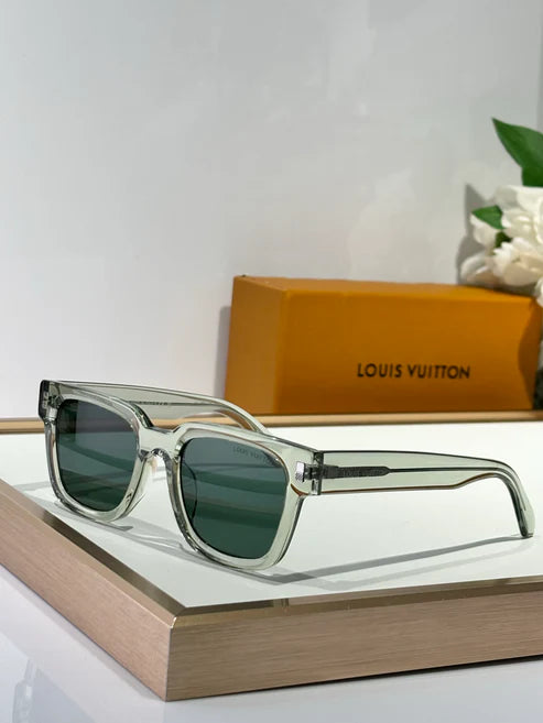 Louis Vuitton Z2631E LV Escape Square Sunglasses ✨