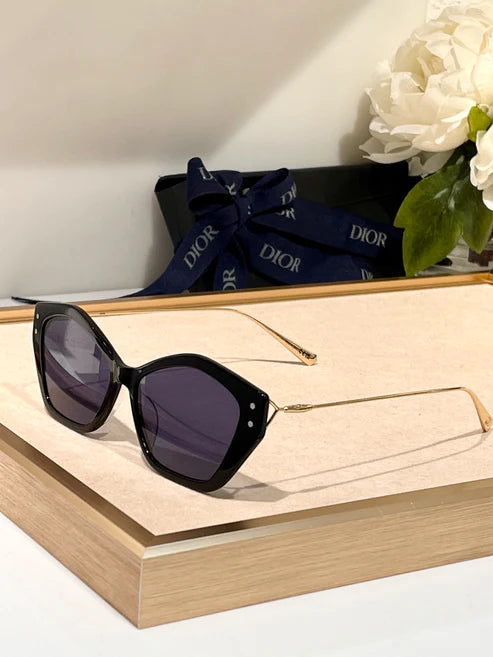 Christian Dior MISSDIOR S1U Butterfly Sunglasses ✨