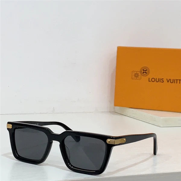 Louis Vuitton LV Signature Z1974U LV Signature Square Sunglasses✨