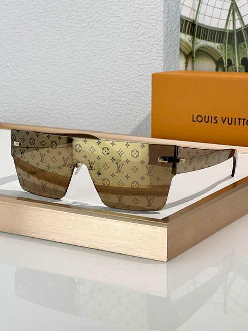 Louis Vuitton Z2205U LV Superlight Square Sunglasses ✨$650