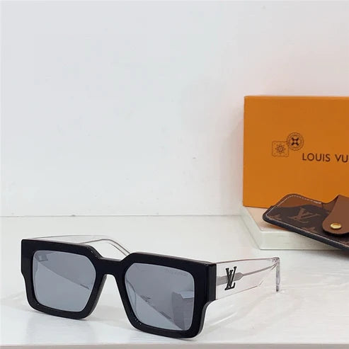 Louis Vuitton Z1579E LV Clash Square Sunglasses