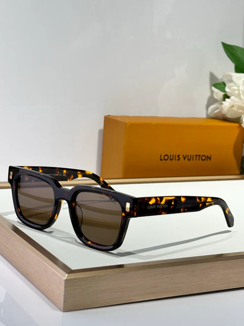 Louis Vuitton Z2631E LV Escape Square Sunglasses ✨