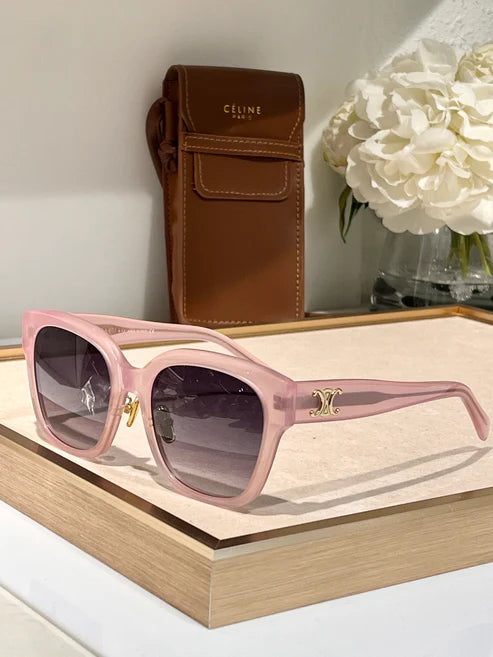 Celine TRIOMPHE CL 40222 F 74S Square Sunglasses ✨