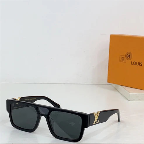 Louis Vuitton Z2062W New LV Sleek Square Sunglasses ✨