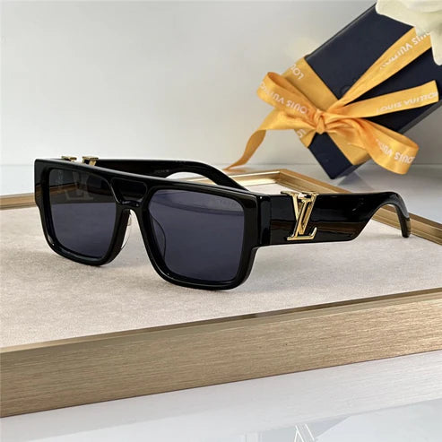 Louis Vuitton Z2086W New LV Sleek Square Sunglasses ✨