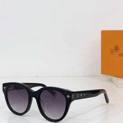 Louis Vuitton 1526W My Monogram Round Sunglasses✨