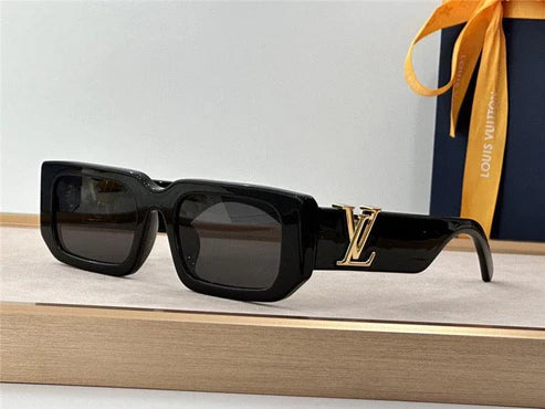 Louis Vuitton Icon Cat Eye Sunglasses ✨