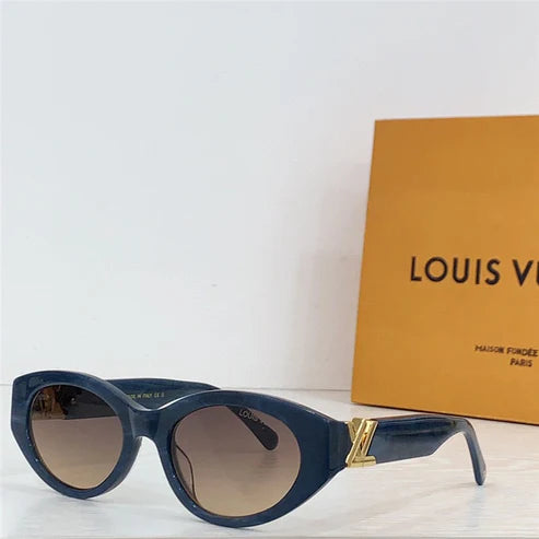 Louis Vuitton Z2104W LV GO-14 Cat Eye Women's Sunglasses ✨