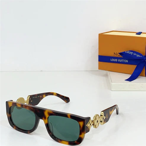 Louis Vuitton Unisex 2196E Monogram Tribute Sunglasses✨