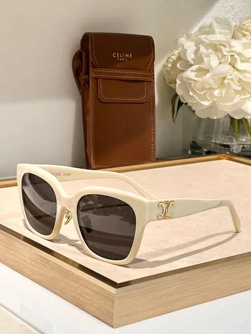 Celine TRIOMPHE CL 40222 F 74S Square Sunglasses ✨